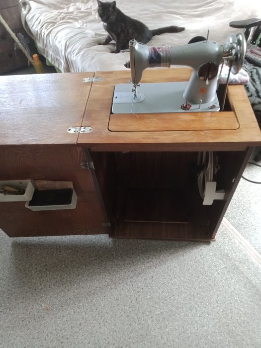 Швейная машинка.