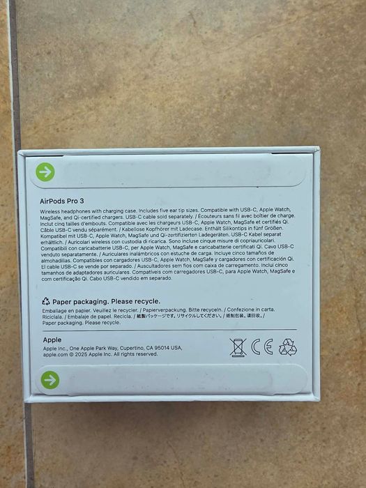 Безжични слушалки Apple - AirPods Pro 3, TWS, ANC, бели