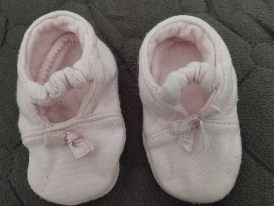 Пинетки девочке-малышке.