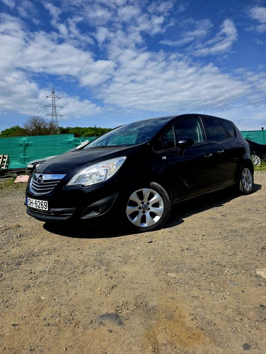 Vand Opel Meriva 1.4 benzina euro 5 / 117000km