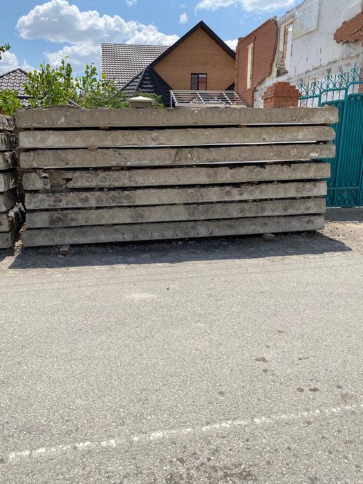 Продается плита перекрытия б/у