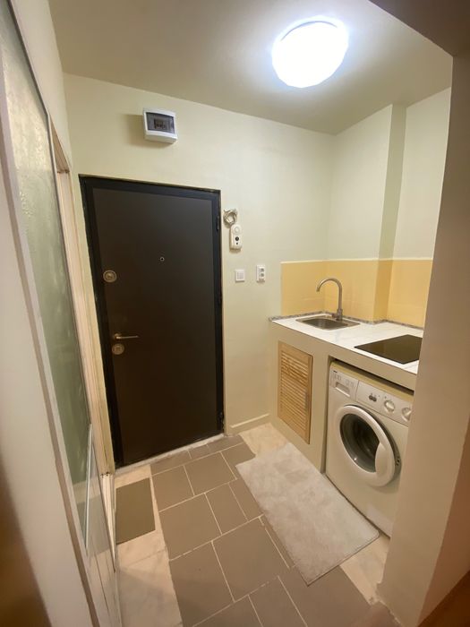 Inchiriez garsoniera moderna, mobilata si utilata, in zona Poarta 6