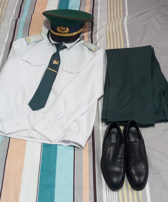 Военный форма,бир рет киілген