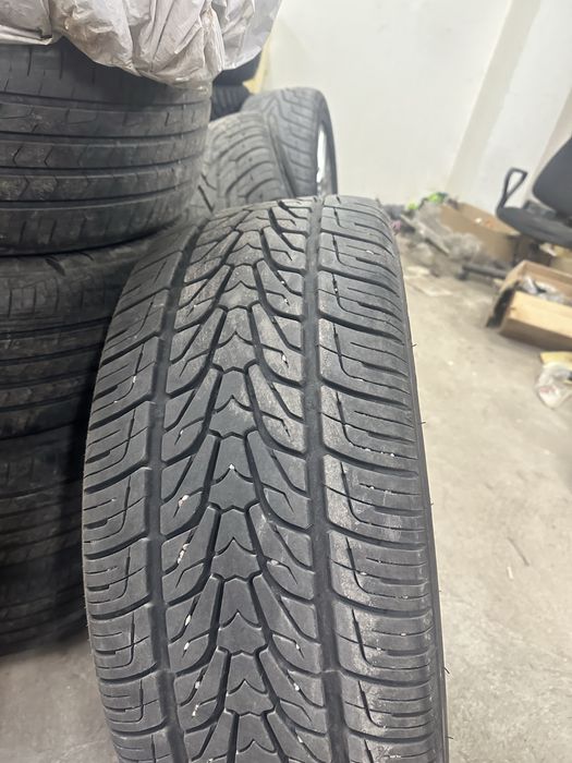 Продам диски с резинами R20