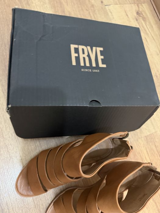 Босоножки (ботильоны) Frye 36,5-37