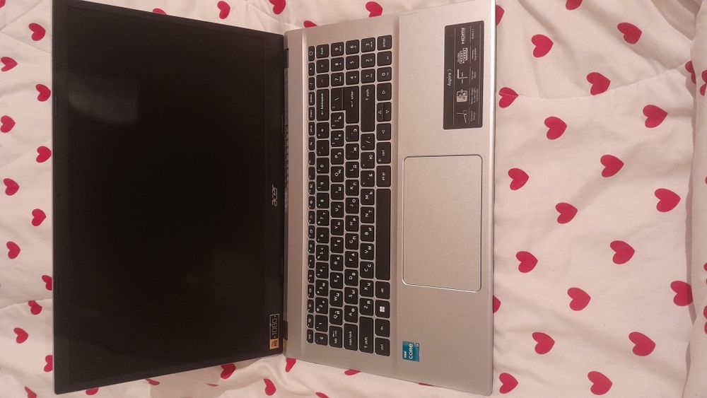 Ноутбук Acer Aspire сатылады.
