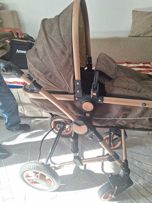 Продам детскую коляску