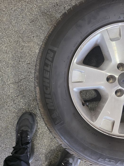 Шины michelin 245.75.R17 продам