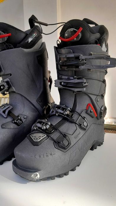 Tуринг ски обувки  Dynafit Khion 25.5см карбон