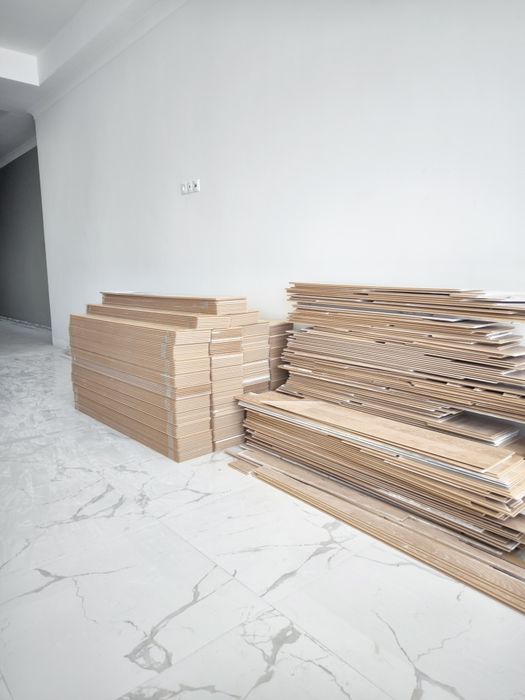 Продам ламинат б/у 500 тенге м²
