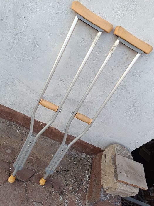 Костыли алюминевые легкие