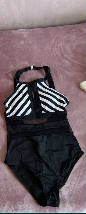 Продам Купальник