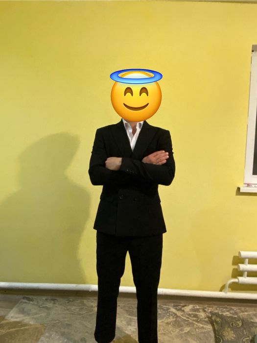 Кастюм новый продам