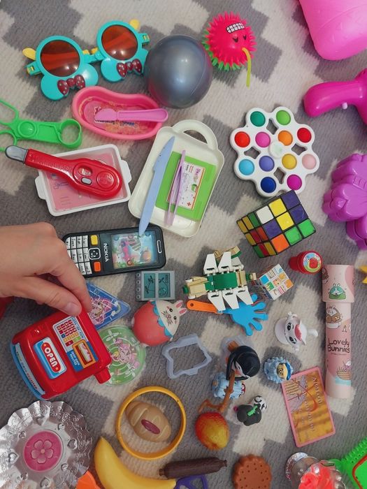 Продам Игрушки для девочек.