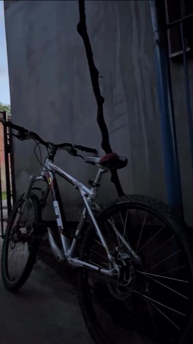 Bicicletă MTB GT