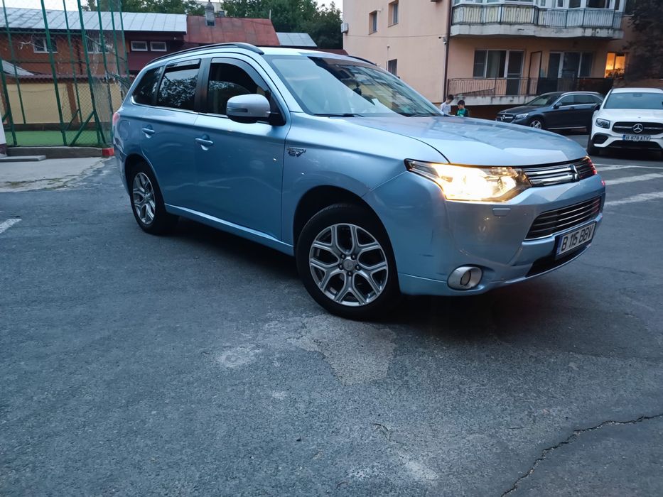 MITSUBISHI Outlander 2014 — imagine 4