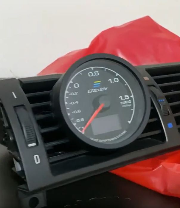 Audi A3 A4 8L 8P B5 B6 стойка за уред boostmeter буустметър духалка