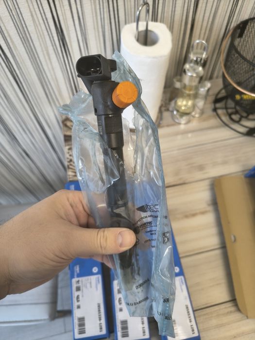 Injectoare 1.6 ddya