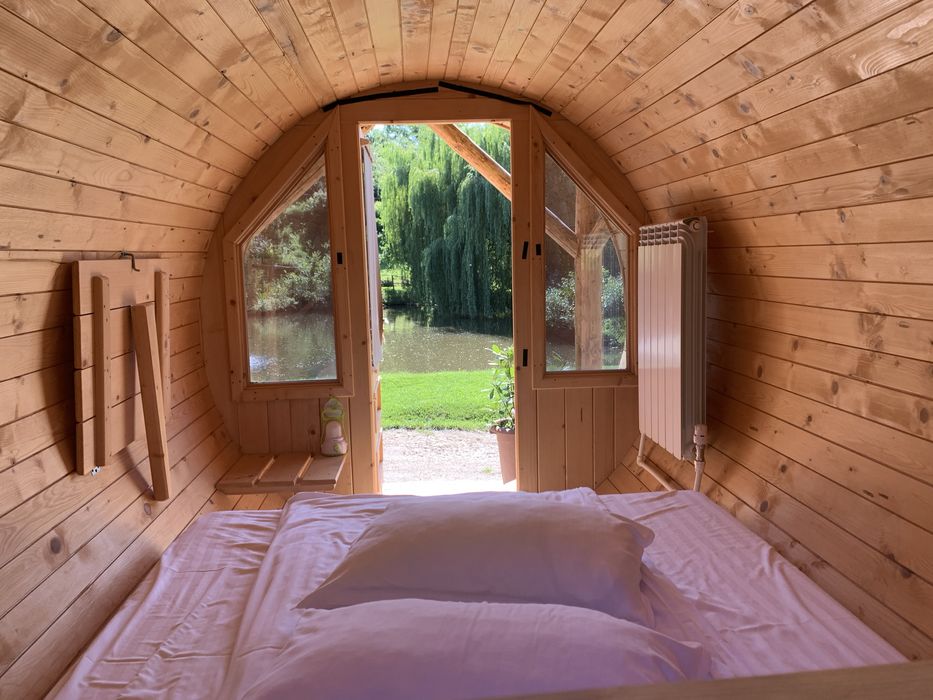 (Liber de Craciun) Loc pentru cazare/evenimente/relaxare