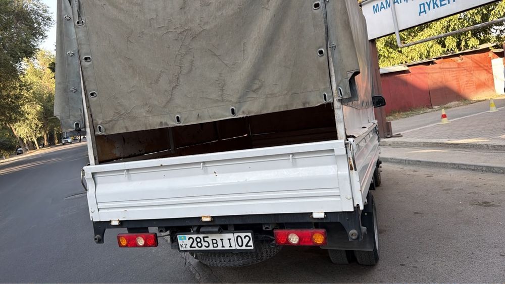 грузовик Dongfeng