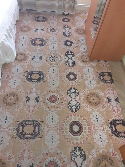 Vand covoare de casa pentru sufragerie si dormitoare