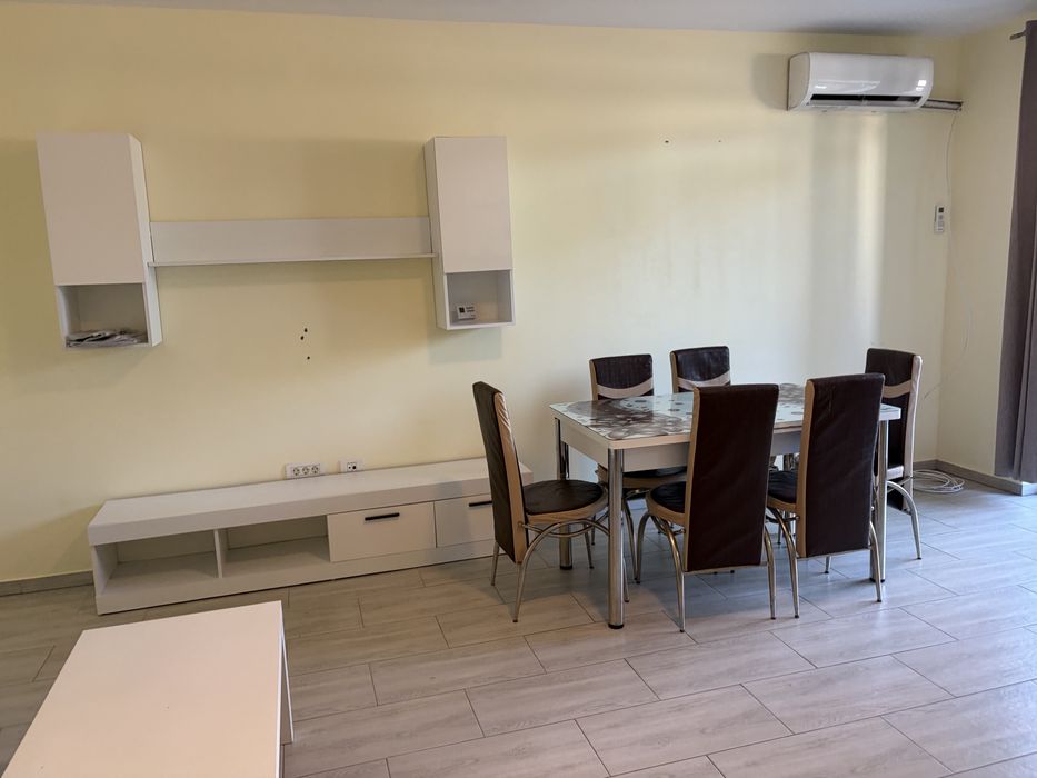 Apartamenr cu 3camere in bloc nou