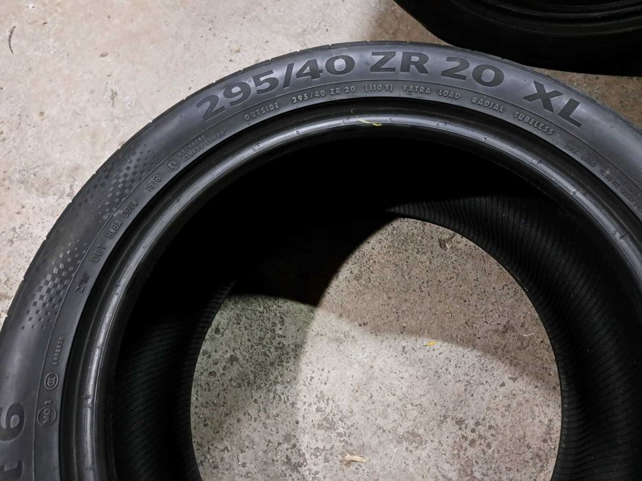 Set anvelope 295/40 R20 cu 265/45 R20 Continental