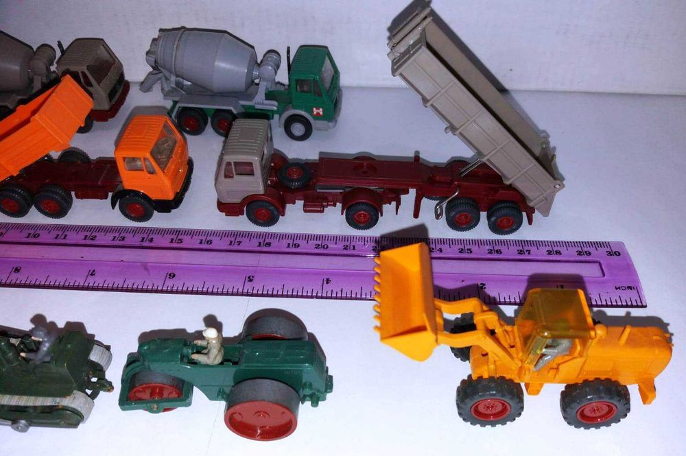 Vand machete auto santier, constructii, scara 1:87 ?HO, pr Wiking