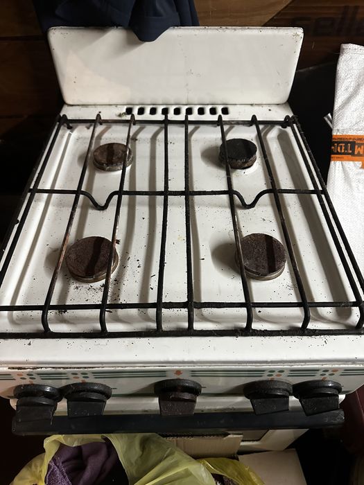 Продам газовую плиту.