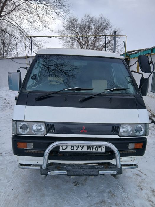 Прадам Митсубиси  делика квадраь