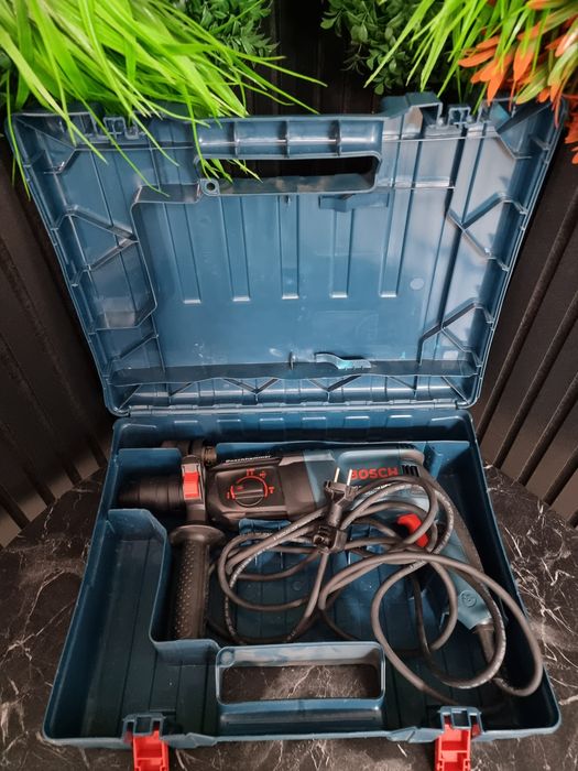 Noble Amanet - Ciocan rotopercutor Bosch Professional GBH 2-26 DFR, 800 W, cu cablu, 900 rpm