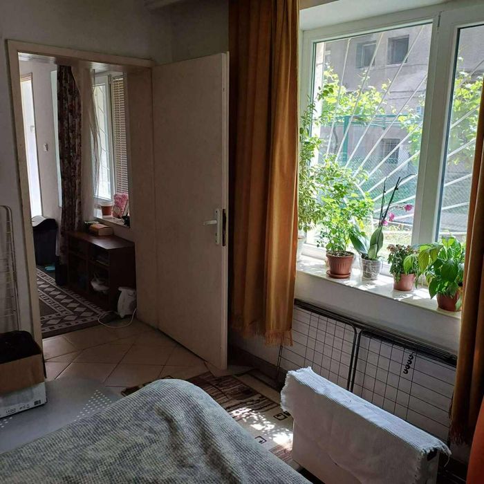 Дава се под наем Едностаен апартамент в Пловдив, Христо Смирненски - 30 кв.м за 178.5 € - Снимка #3