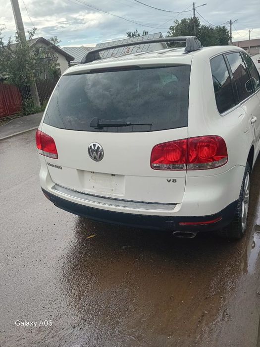 Motor 4.2 v8 benzina/cutie de viteze automata/cardan/interior/far xenon/bara fata/jante r19/aripa/carlig remorcare electric/rezerva slim touareg  7L
