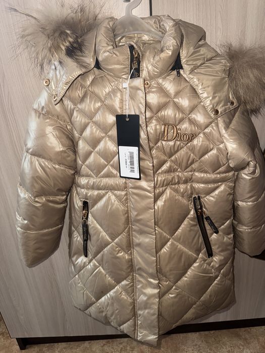 Куртка для девочки новая