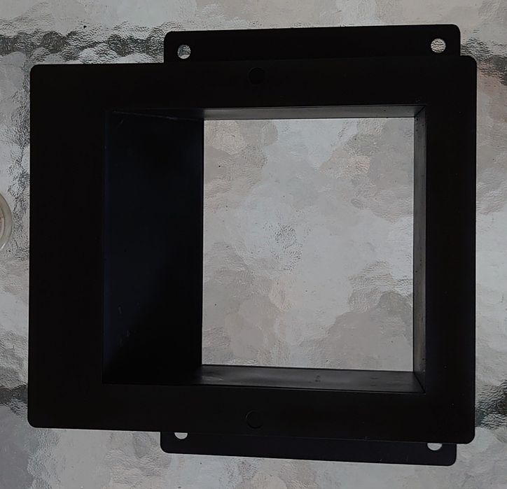 Фланец за монтаж на горелки Biosolid и GP на котел Viadrus