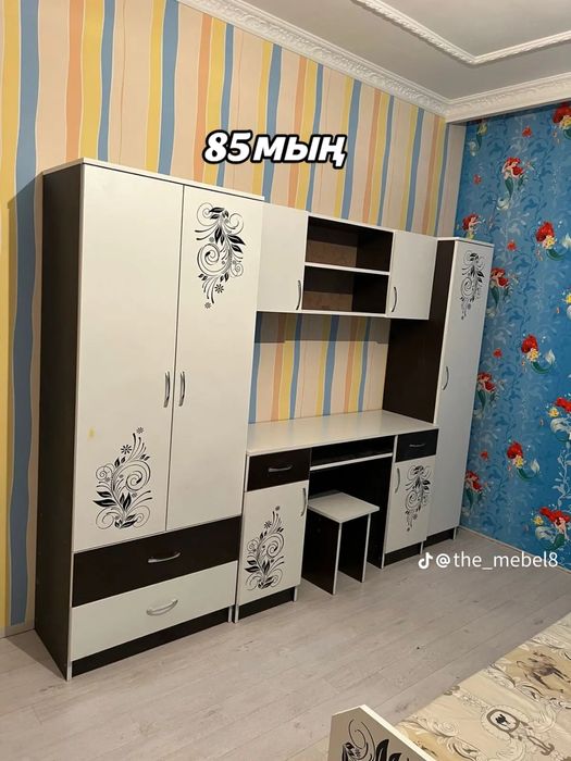 Со склада мебель