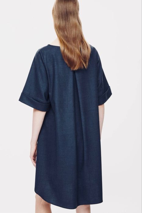 COS рокля от вълна с плисе