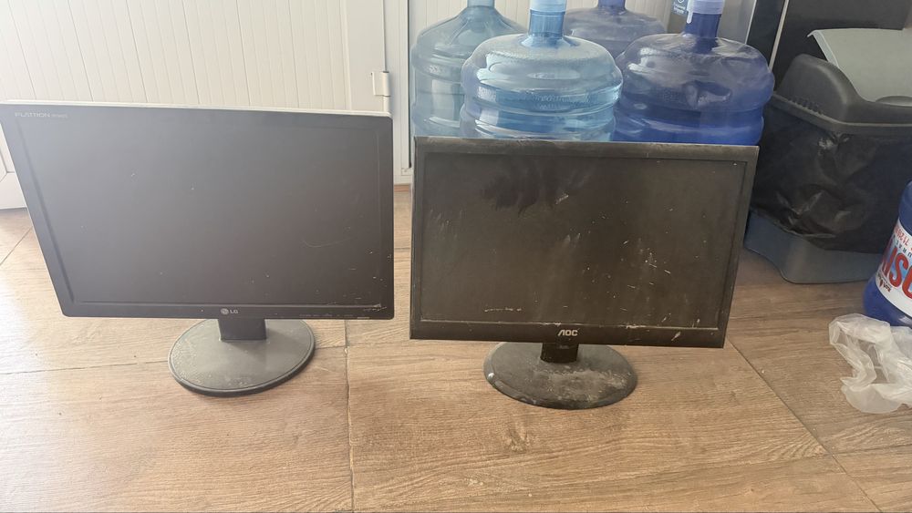 Monitor (ekran) sotiladi