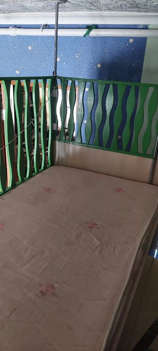 Продается двух ярусная кровать