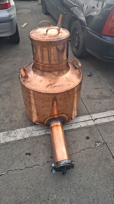 Vând cazane de făcut tuica din cupru sau inox