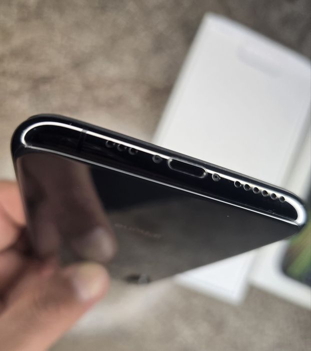 iPhone Xs 64 gbkarovka dok