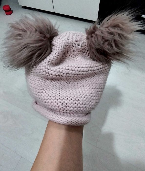 Set 2 căciuli +1 cadou