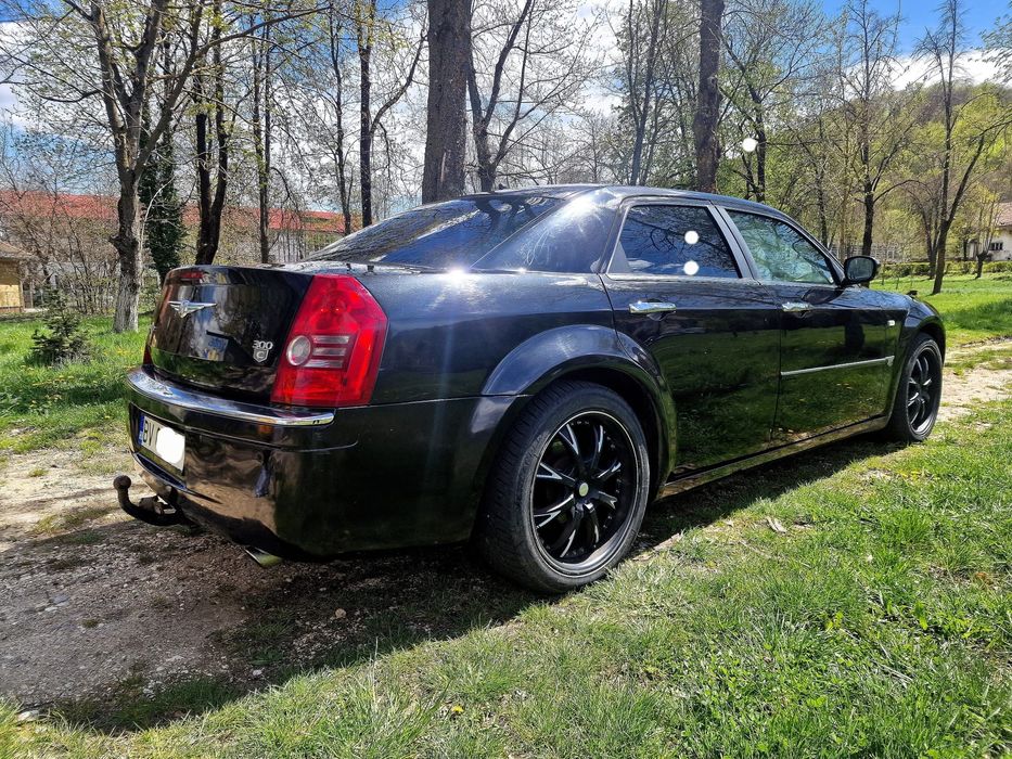 Chrysler 300c km reali