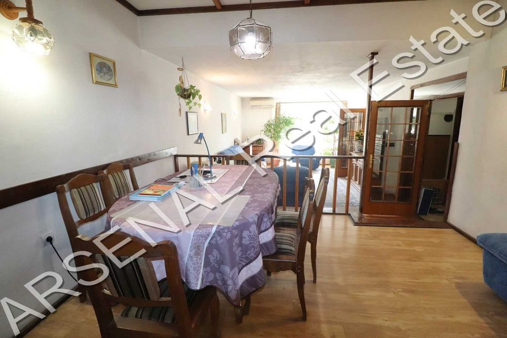 Дава се под наем Четиристаен апартамент в София, Дианабад - 142 кв.м за 747.66 € - Снимка #3