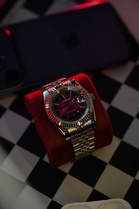 Часовник Seiko Datejust Purple Dial