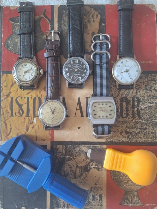 Lot ceasuri rusești Pobeda, Raketa, Vostok