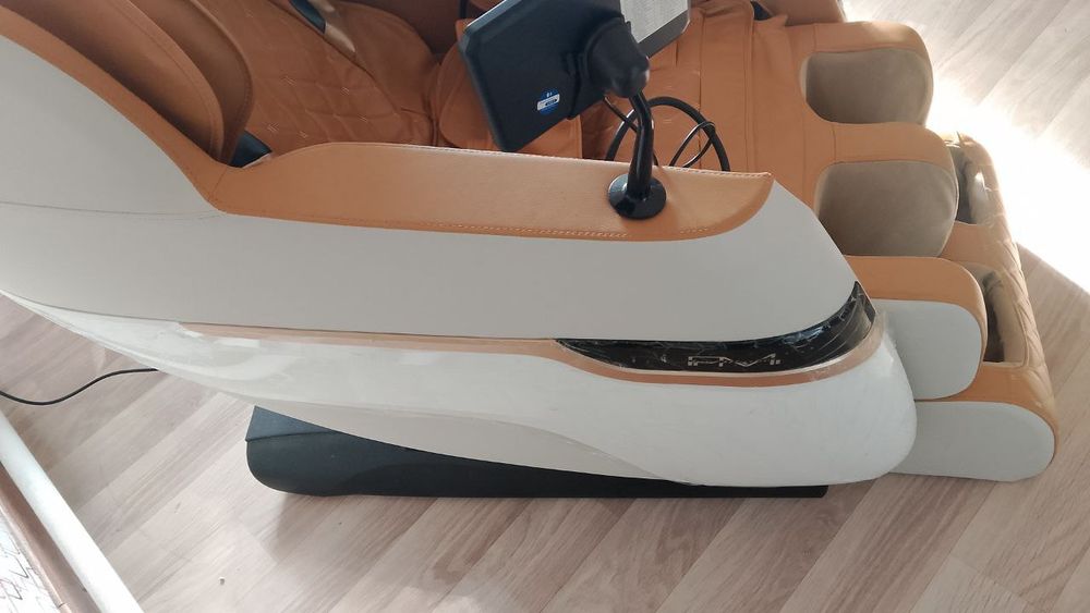 Массажное кресло