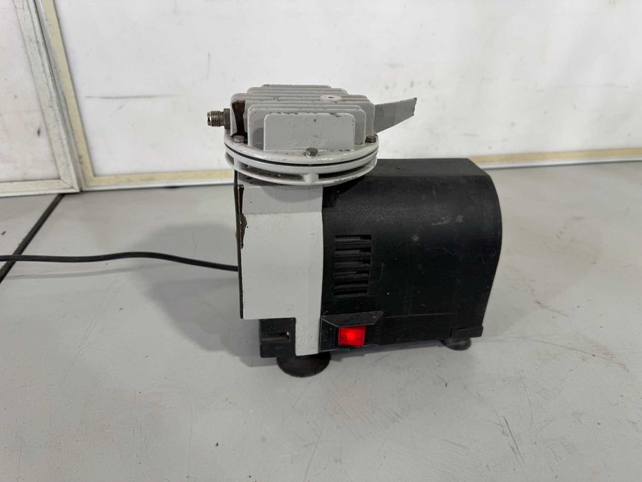 Компресор за аерограф - Premi Air P70D / 220 W