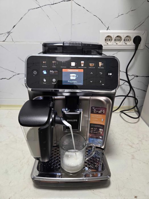 Espressor Automat Philips Series 5400 LatteGo EP5447/90 Aparat Cafea Boabe cu Cana Lapte
