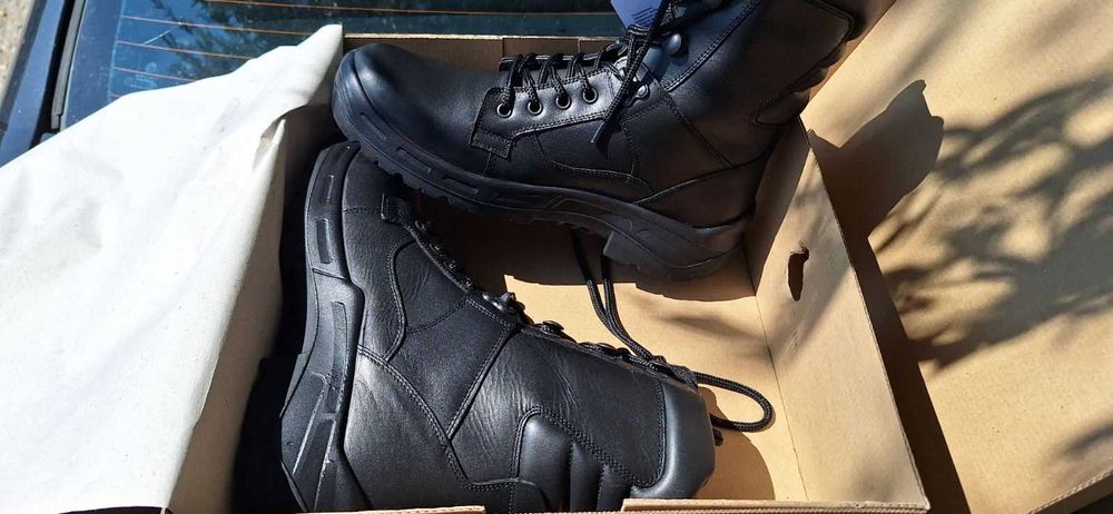 кубинки , боти, летни обувки